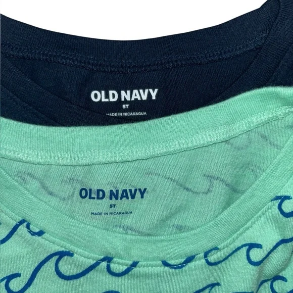(2) Like New Old Navy Tank Top Bundle Ocean Waves Print Muscle Tee 5T - Picture 4 of 8